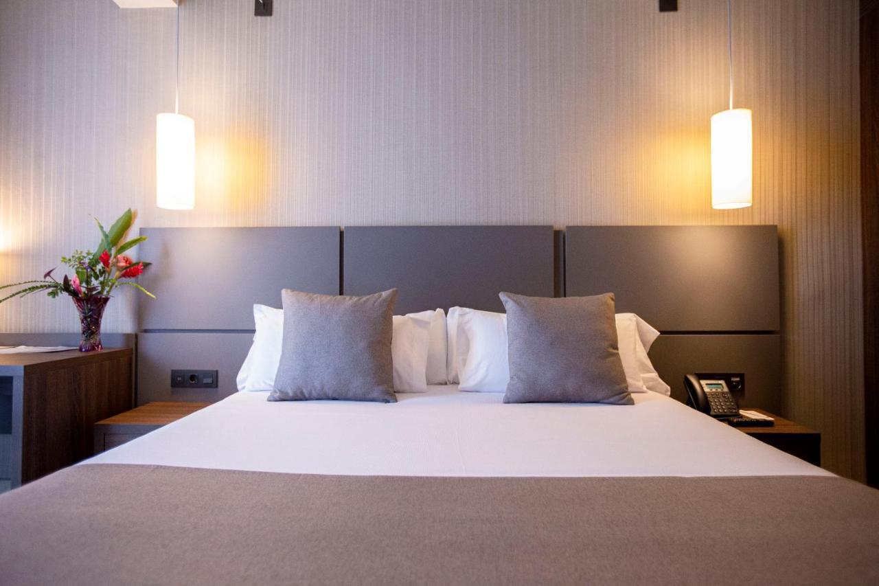 Panafrica Hotel Boutique & Spa Μπάτα Εξωτερικό φωτογραφία
